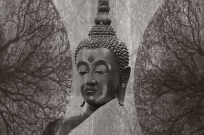 Stone carving process of Buddha statue